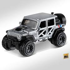 Hot Wheels 2017 Jeep Wrangler Metalflake Grey 7 Slot Collectibles